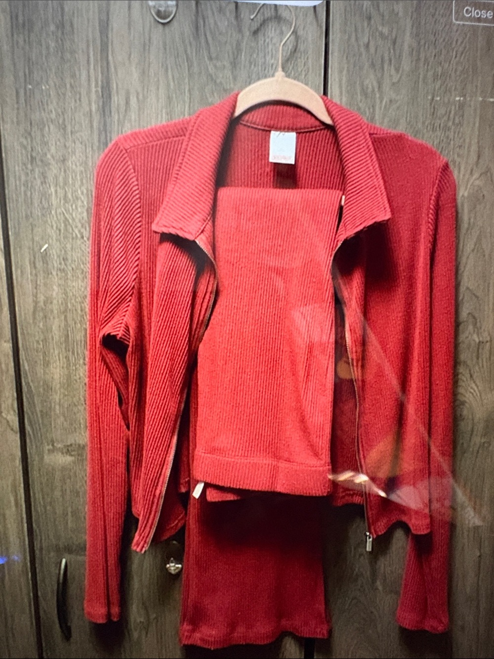 No Boundaries Red Ribbed Zip-Up Jacket - Picture 2 of 2
